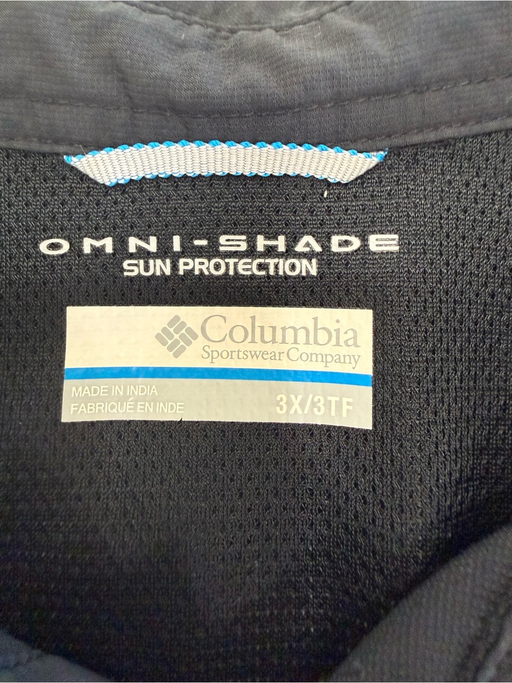 Columbia Omni-Shade Sun Protection Shirt in Black - Picture 2 of 3